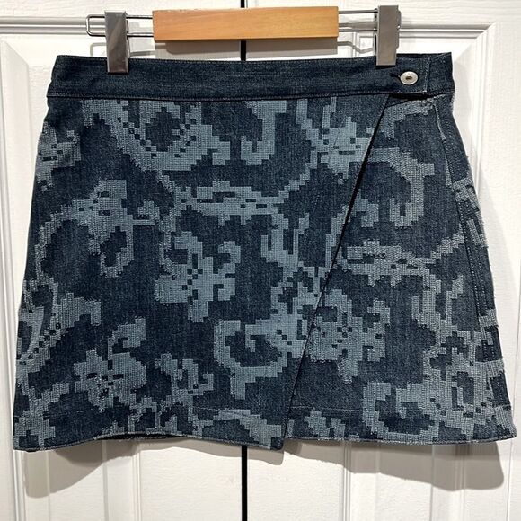 Rag & Bone Marina Textured Blue Indigo‎ Wrap Denim Mini Skirt Size 6 - Picture 3 of 13